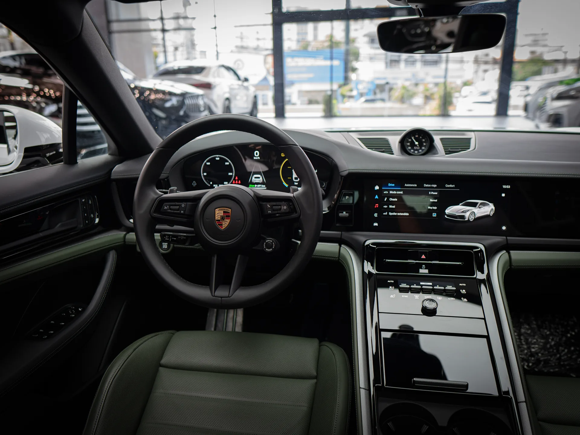 Porsche Panamera 2025
