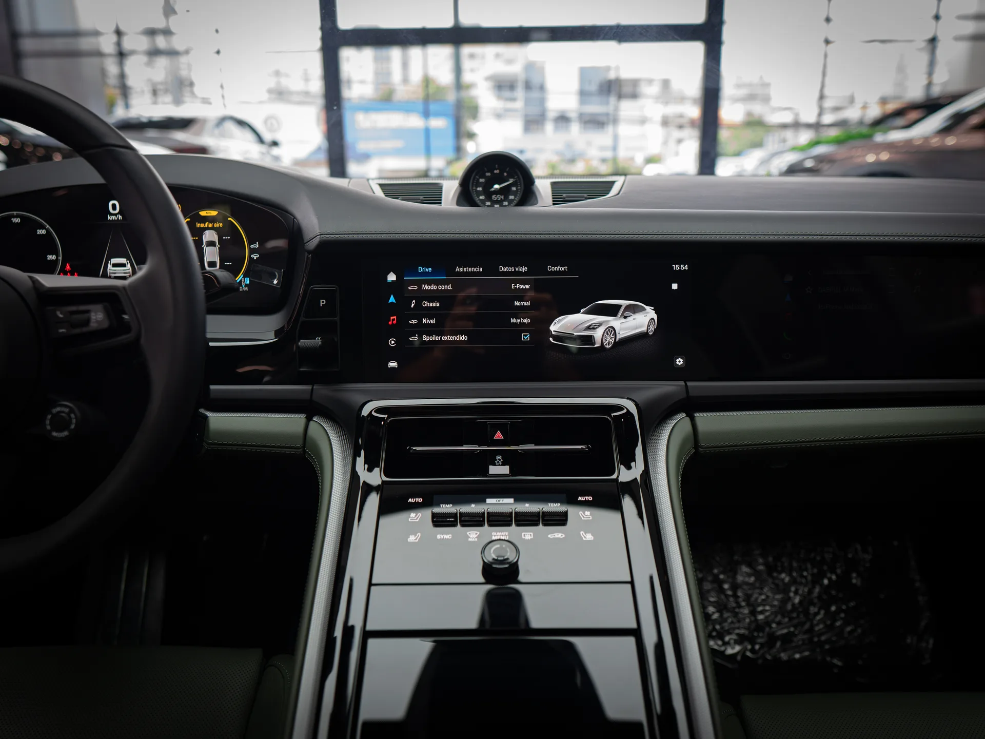 Porsche Panamera 2025