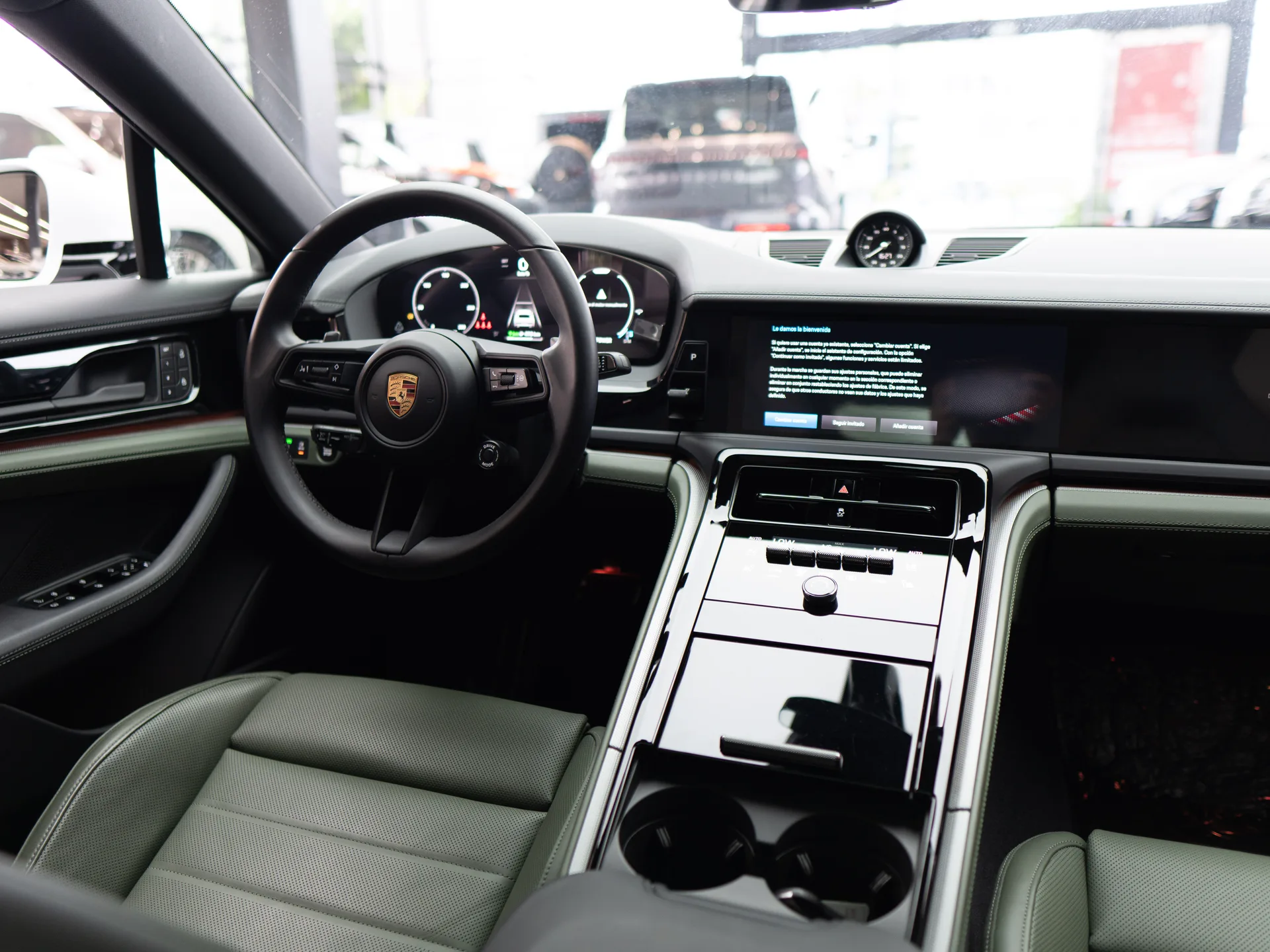 Porsche Panamera 2025