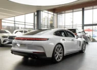 Porsche Panamera 2025
