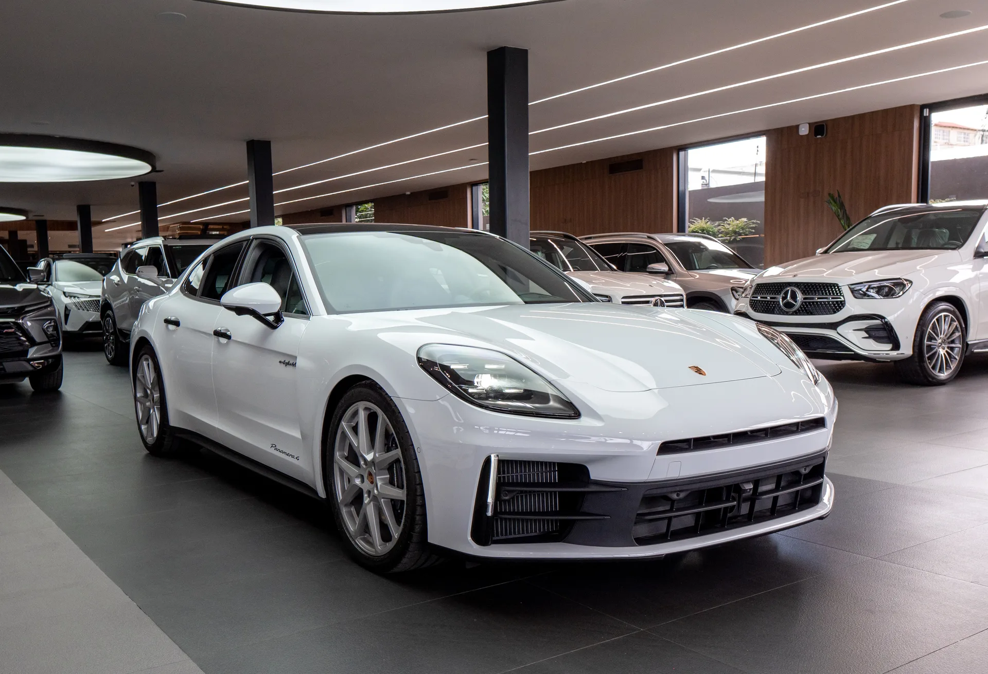 Porsche Panamera 2025
