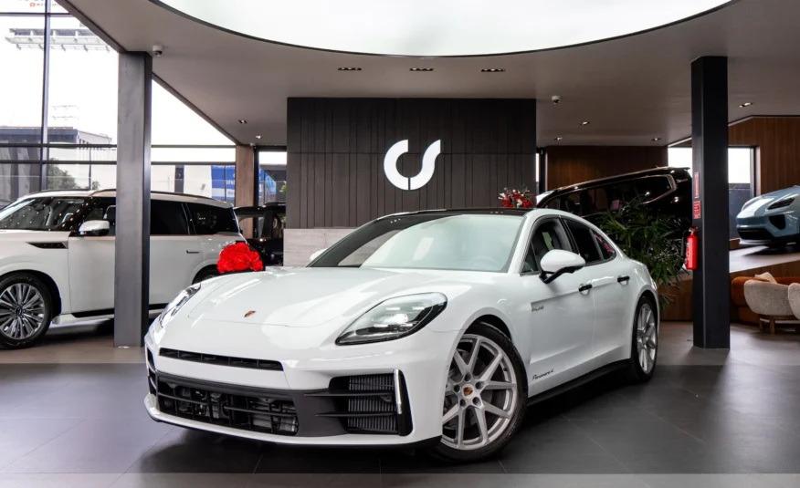 Porsche Panamera 2025