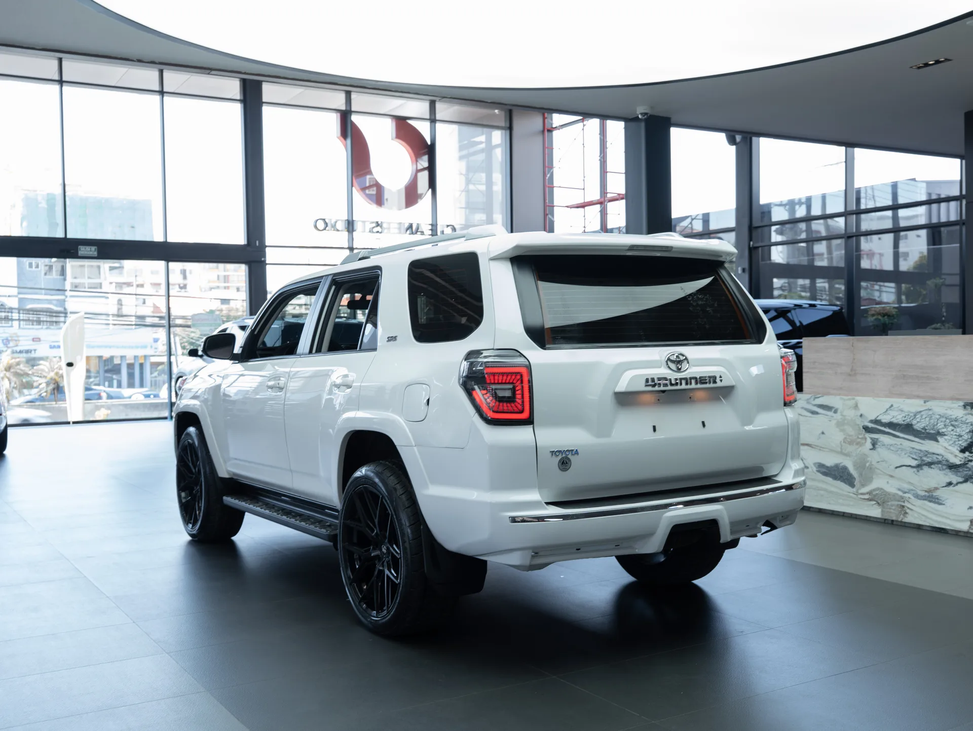 Toyota 4 Runner 2024