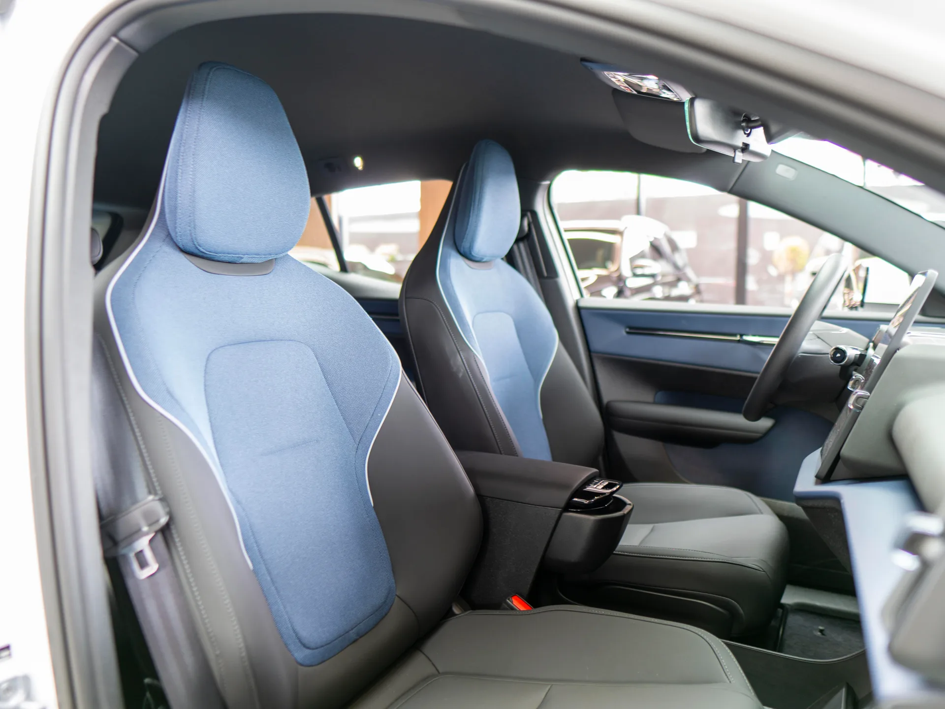 Volvo EX30 2025
