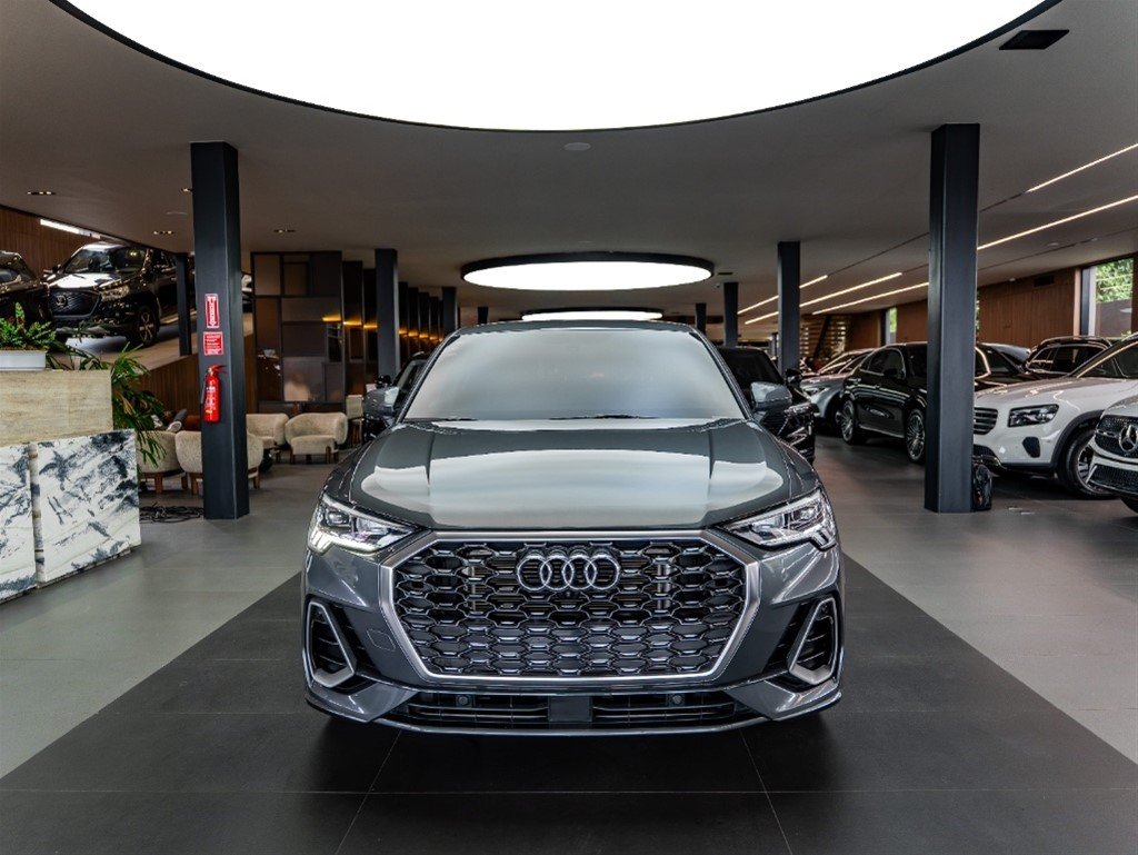 Audi Q3 S Line — foto 5