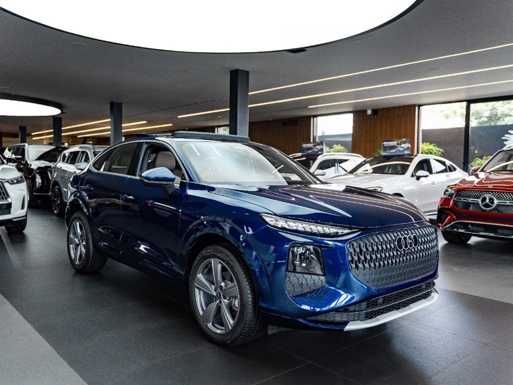 Audi Q3 — foto 9