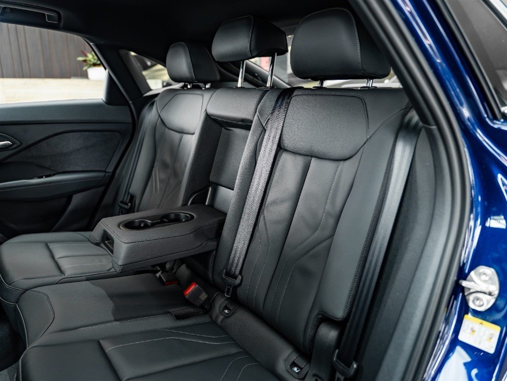 Audi Q3 S Line — foto 11