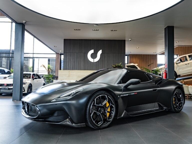 Maserati MC20
