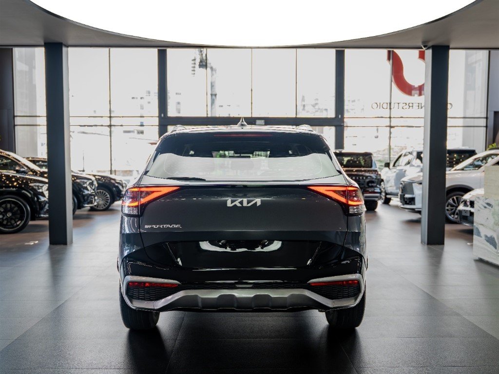 Kia Sportage Luxury — foto 6