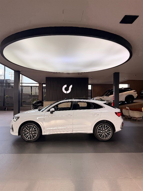 Audi Q3 SportBack — foto 3