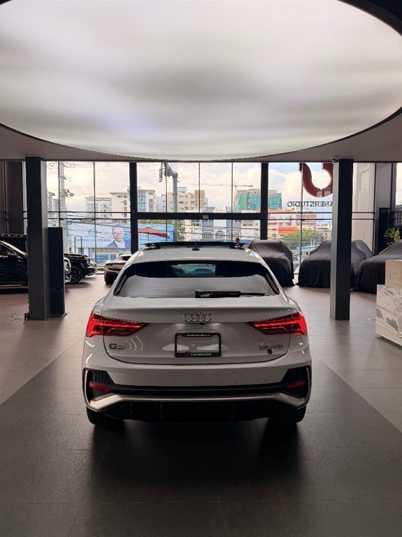 Audi Q3 SportBack — foto 5