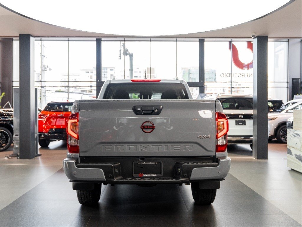 Nissan Frontier Pro-4X — foto 5