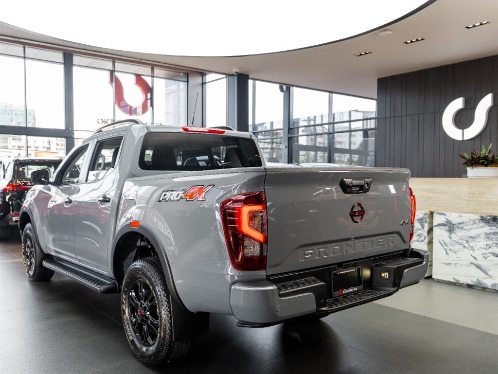 Nissan Frontier Pro-4X — foto 6