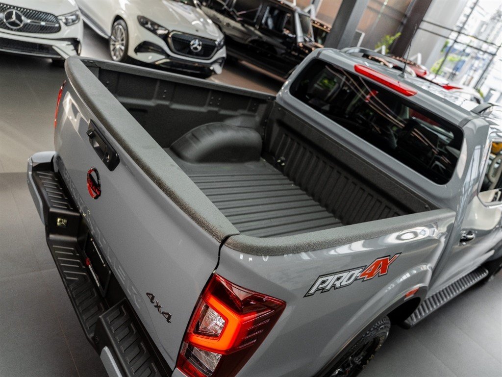 Nissan Frontier Pro-4X — foto 10