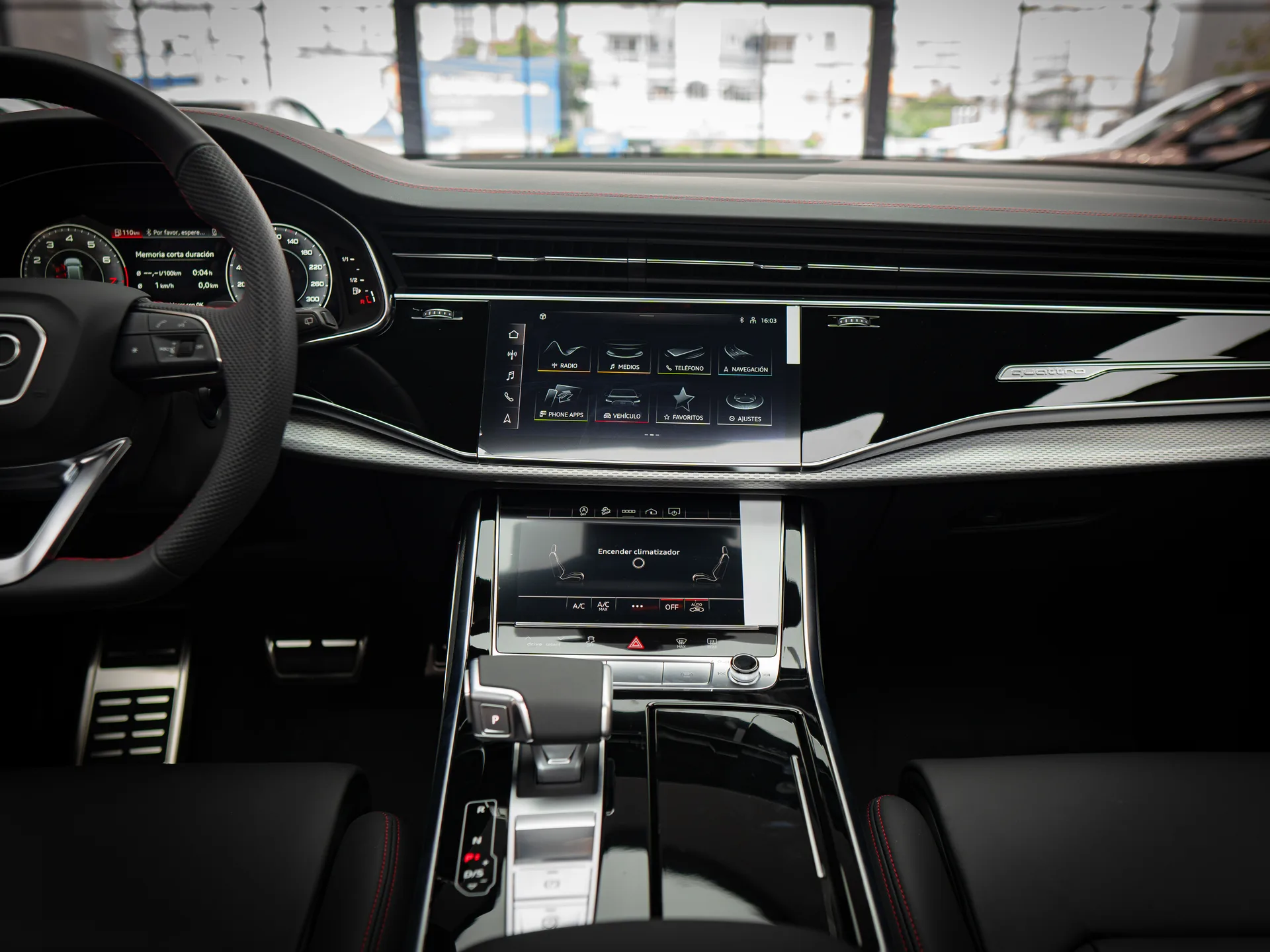 Audi Q8 2025