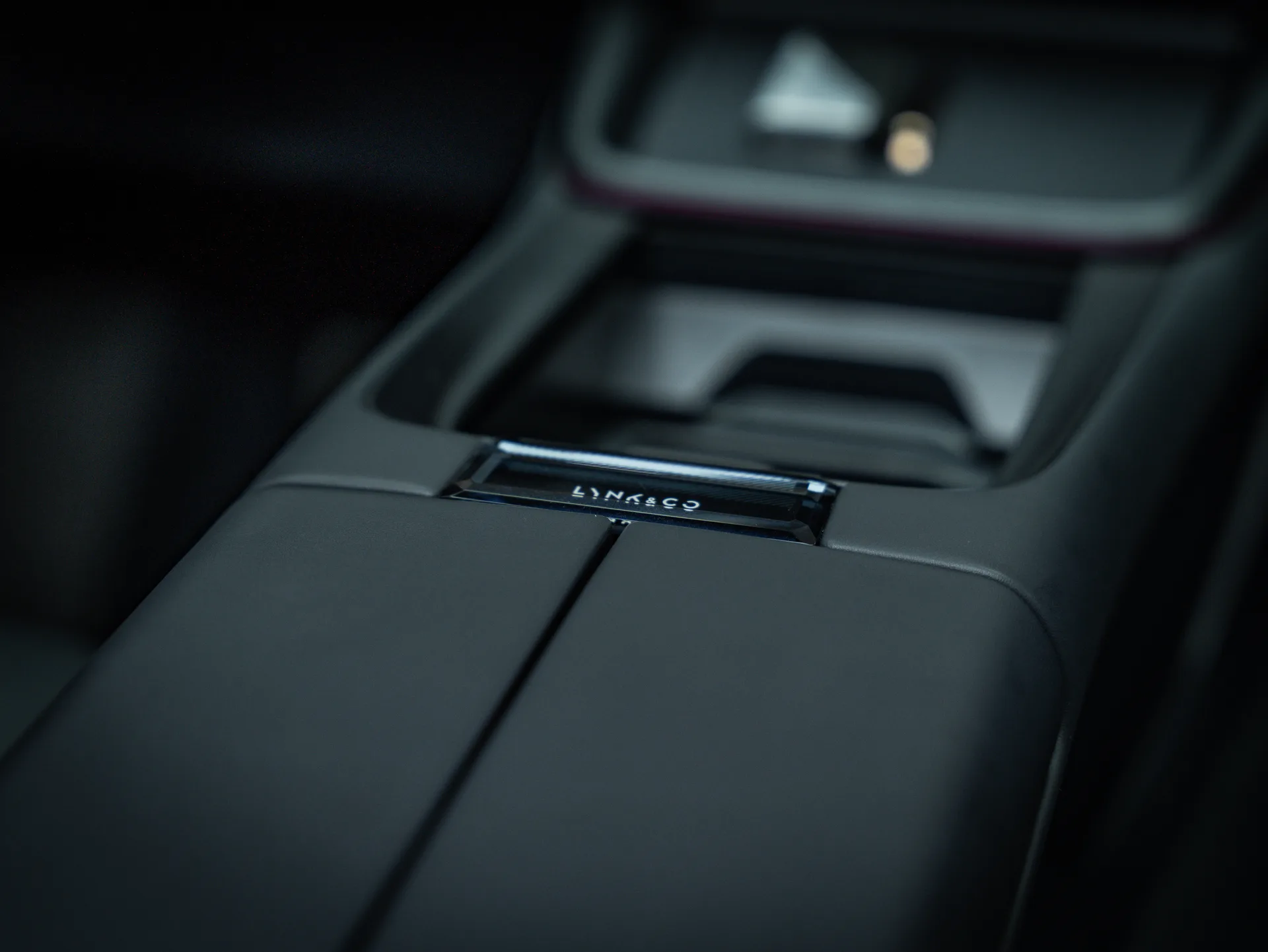 Lynk CO 08 2027