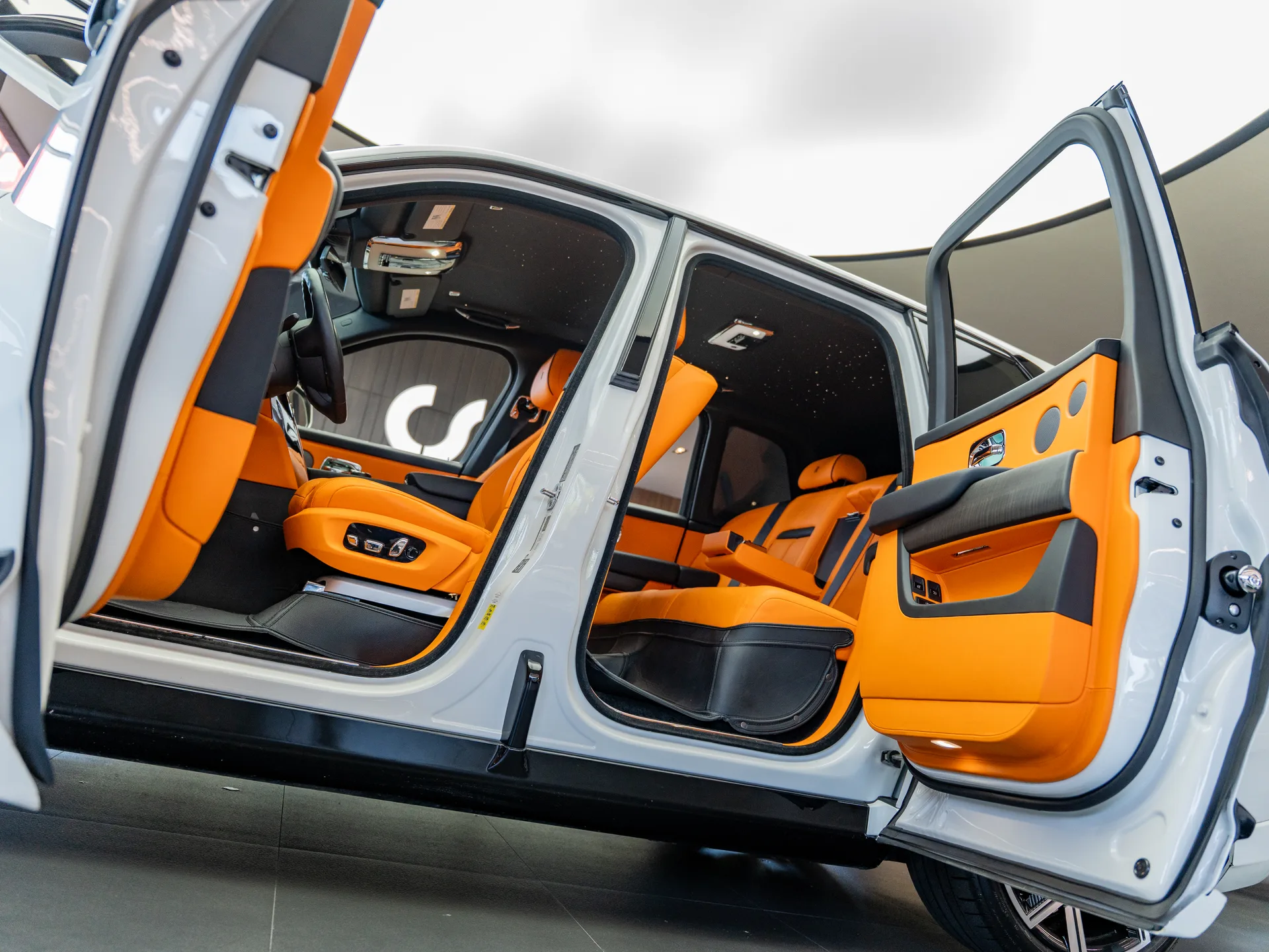 Rolls Royce Cullinan 2020
