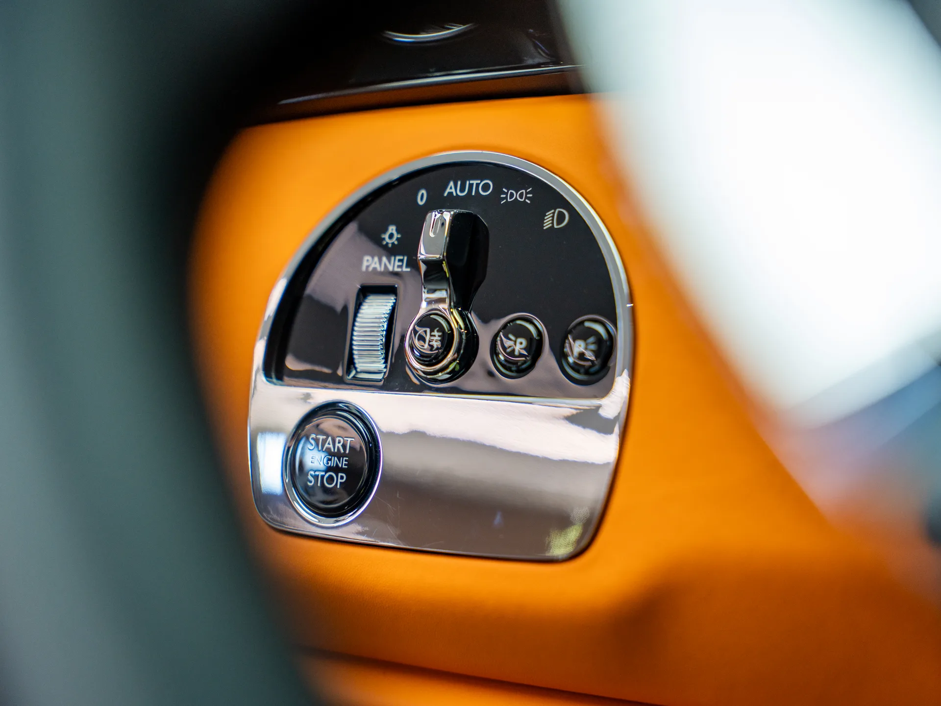 Rolls Royce Cullinan 2020