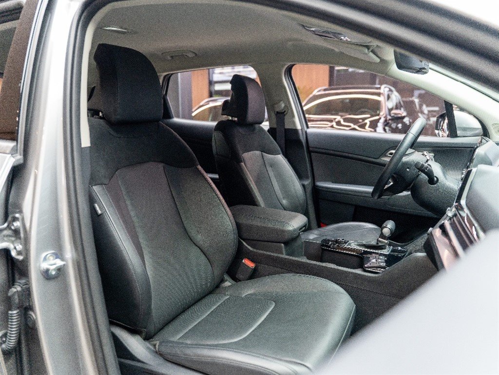Kia Sportage Luxury — foto 4