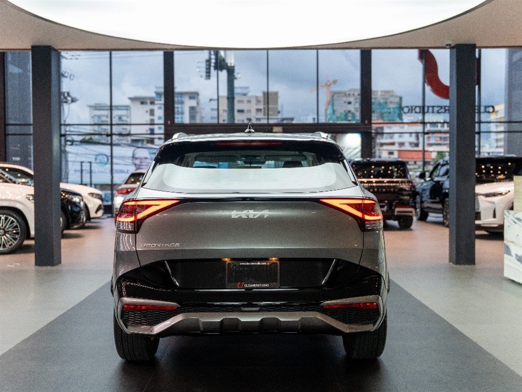 Kia Sportage Luxury — foto 8