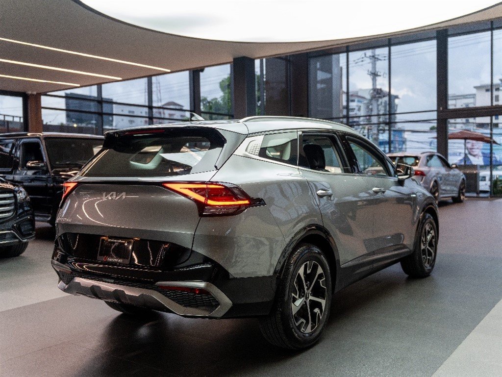 Kia Sportage Luxury — foto 10