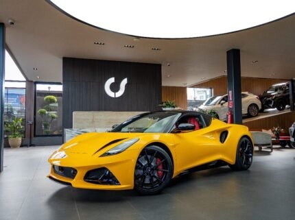 Lotus Emira