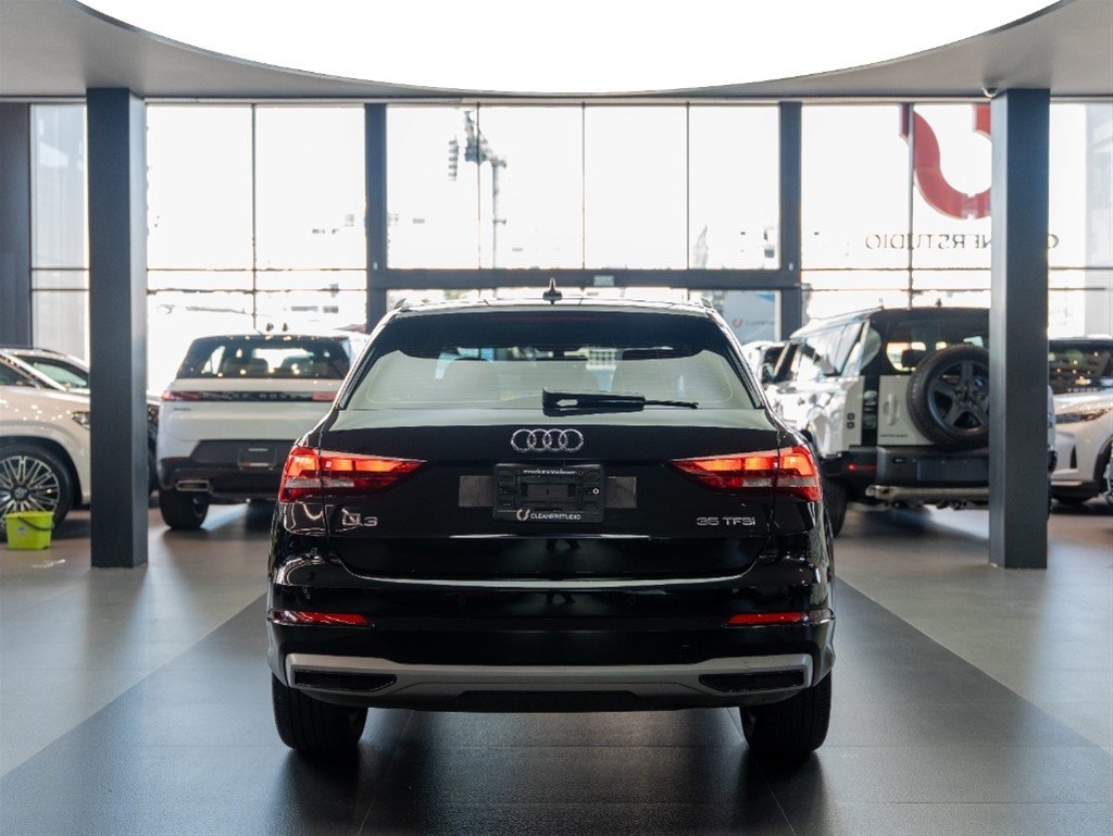 Audi Q3 — foto 7