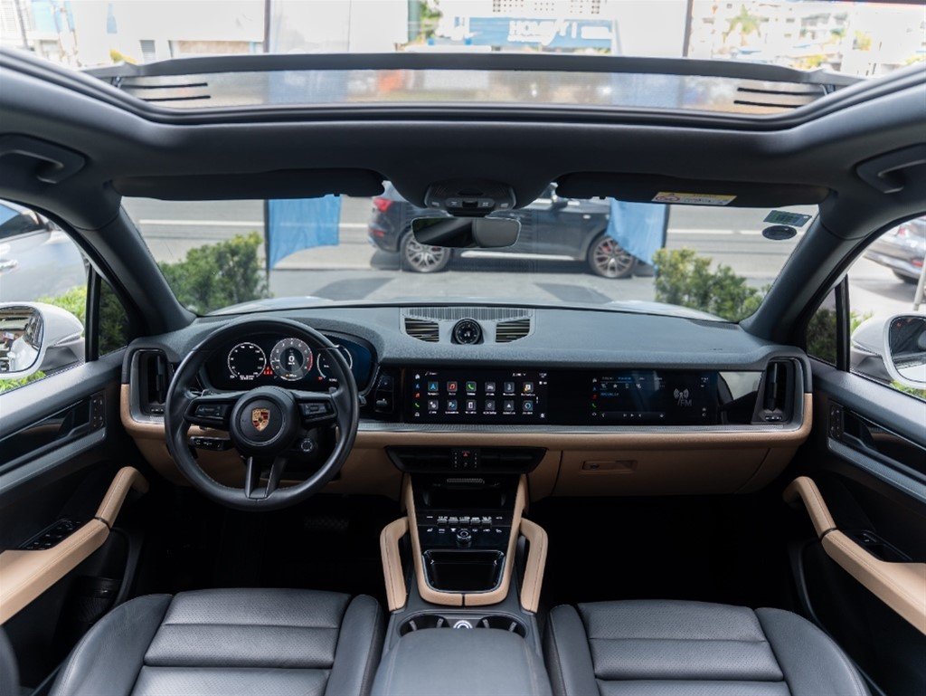 Porsche Cayenne — foto 11
